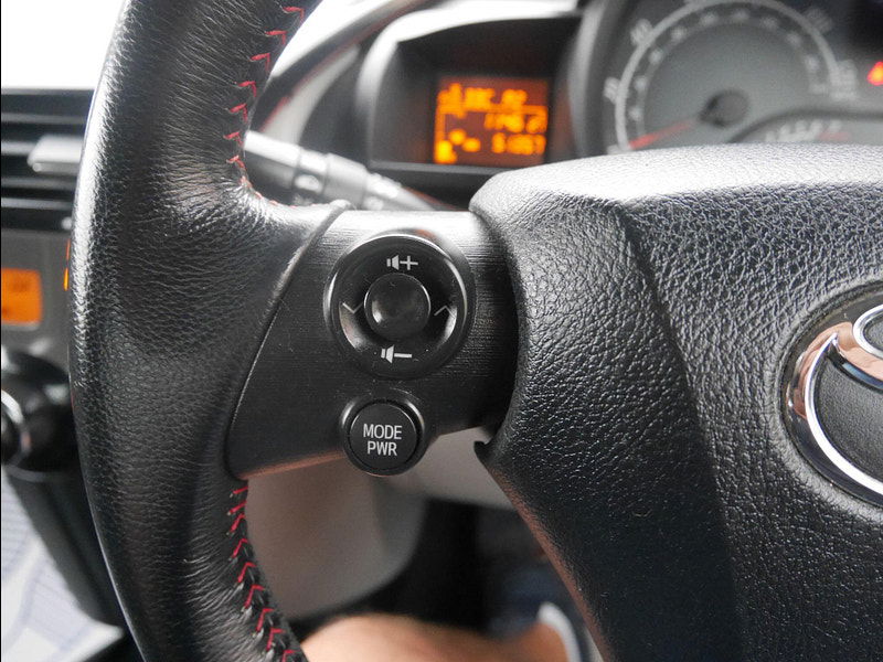 Toyota IQ 1.0 VVT-i 2 Euro 5 3dr 3dr Manual 2025