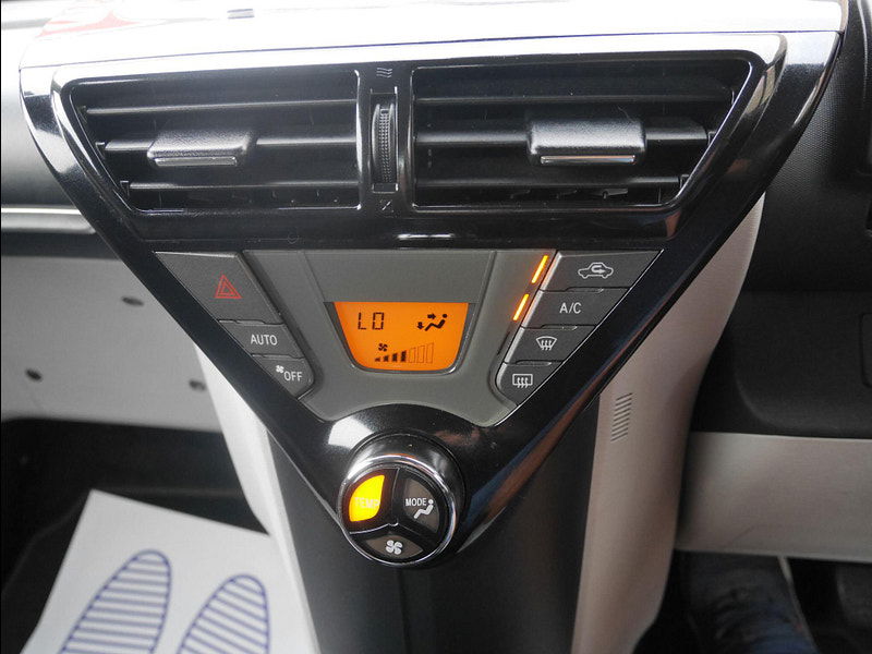 Toyota IQ 1.0 VVT-i 2 Euro 5 3dr 3dr Manual 2025