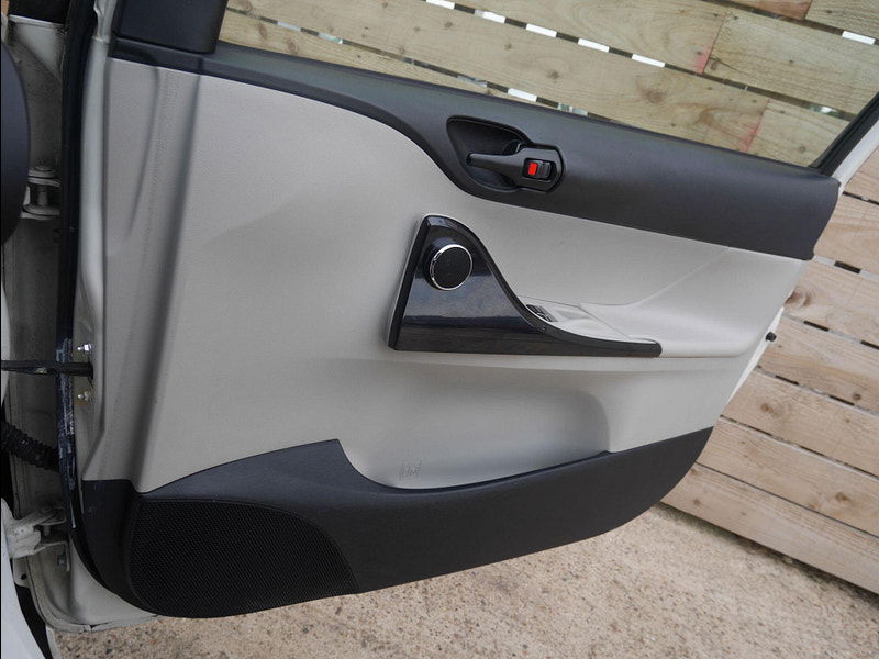 Toyota IQ 1.0 VVT-i 2 Euro 5 3dr 3dr Manual 2025