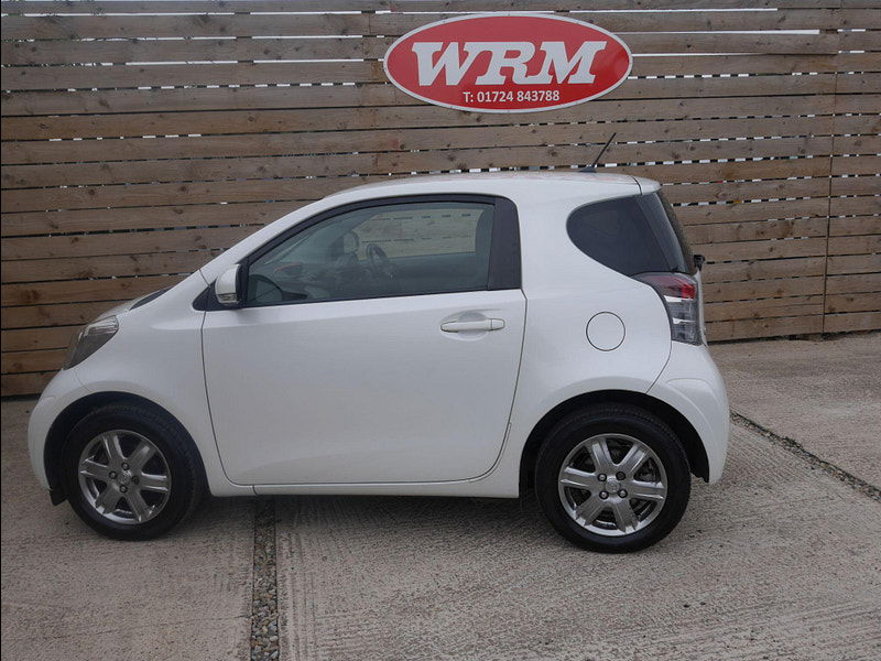 Toyota IQ 1.0 VVT-i 2 Euro 5 3dr 3dr Manual 2025