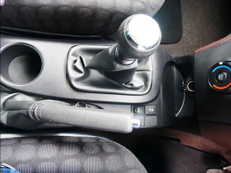 Toyota IQ 1.0 VVT-i Euro 4 3dr 3dr Manual 2025