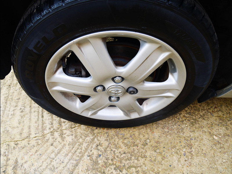 Toyota IQ 1.0 VVT-i Euro 4 3dr 3dr Manual 2025