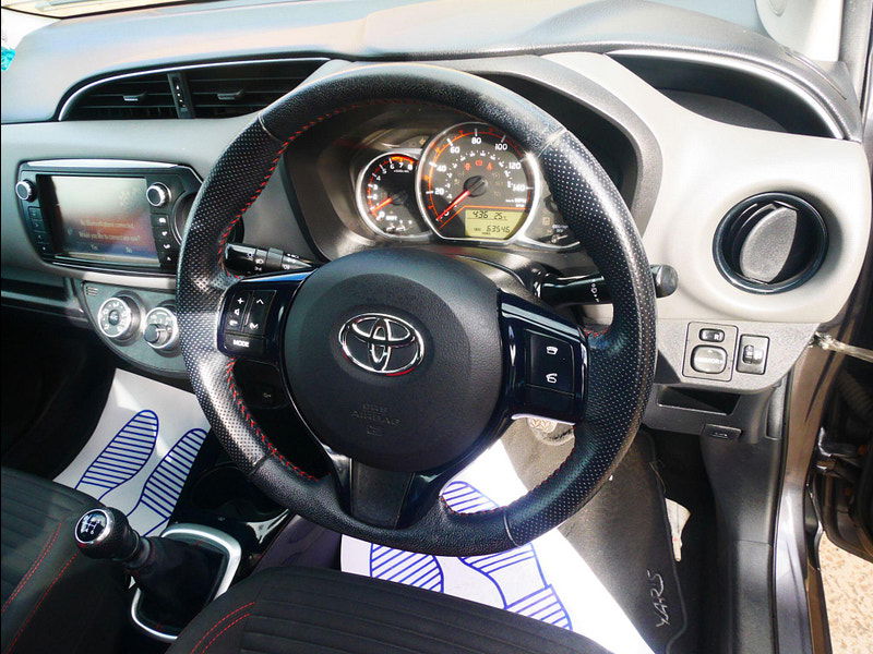 Toyota Yaris 1.33 Dual VVT-i Sport Euro 5 5dr Euro 5 5dr Manual 2025