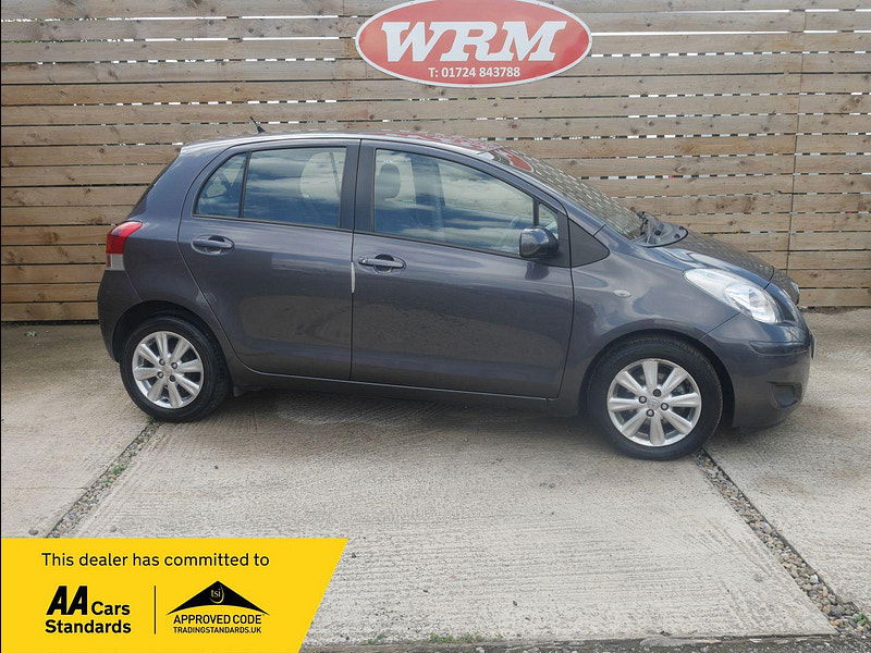 Toyota Yaris 1.33 Dual VVT-i TR Euro 4 (s/s) 5dr 5dr Manual 2025