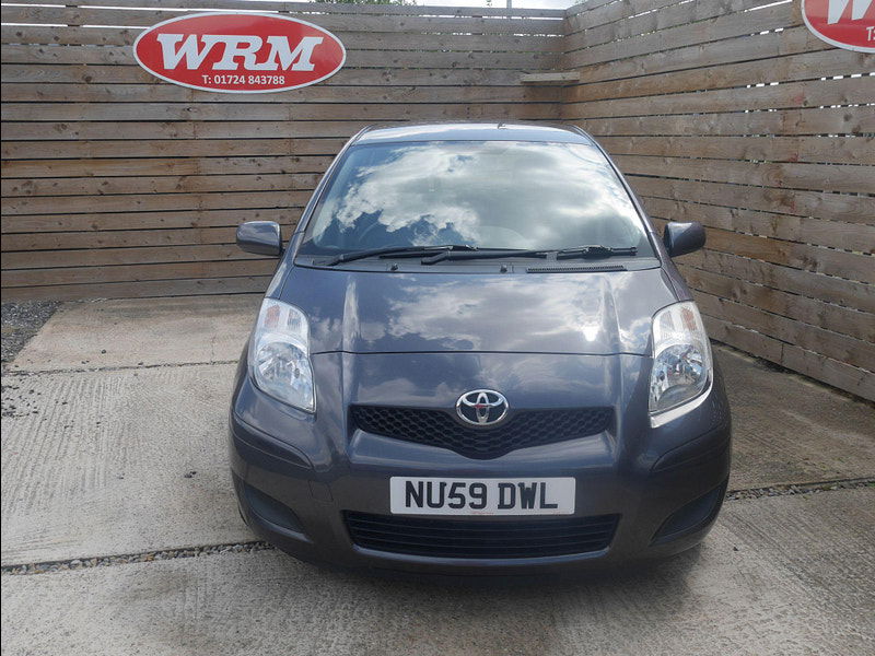 Toyota Yaris 1.33 Dual VVT-i TR Euro 4 (s/s) 5dr 5dr Manual 2025