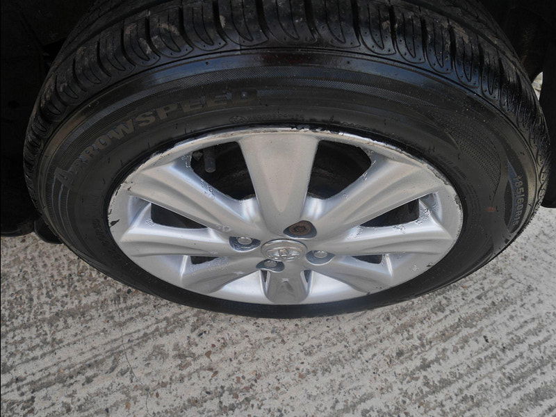 Toyota Yaris 1.33 Dual VVT-i TR Euro 4 (s/s) 5dr 5dr Manual 2025