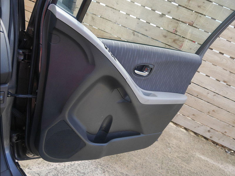 Toyota Yaris 1.33 Dual VVT-i TR Euro 4 (s/s) 5dr 5dr Manual 2025