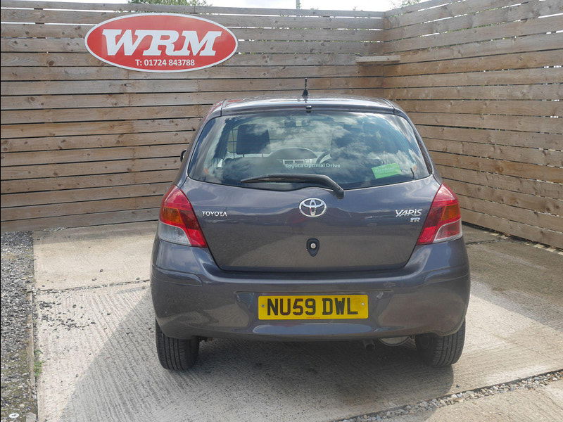 Toyota Yaris 1.33 Dual VVT-i TR Euro 4 (s/s) 5dr 5dr Manual 2025