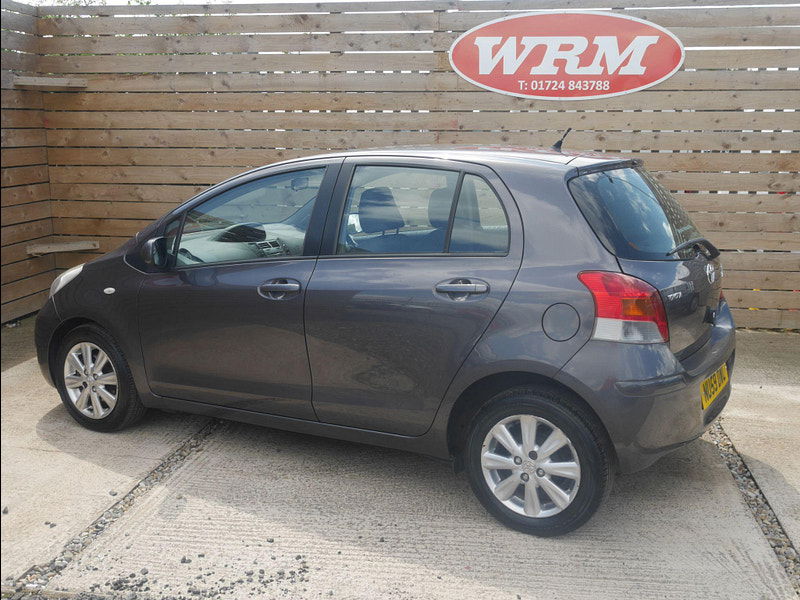 Toyota Yaris 1.33 Dual VVT-i TR Euro 4 (s/s) 5dr 5dr Manual 2025