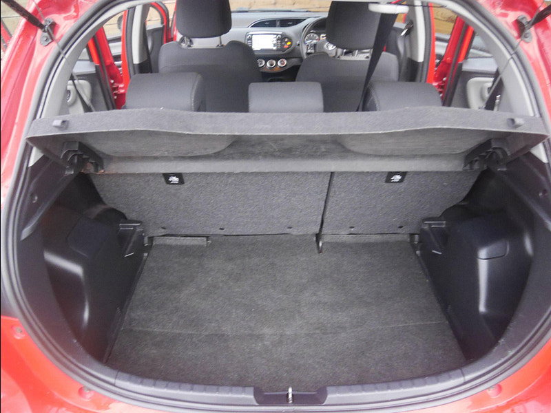 Toyota Yaris 1.5 VVT-i Icon Tech Hatchback 5dr Petrol Manual Euro 6 (111 ps) 5dr Manual 2026