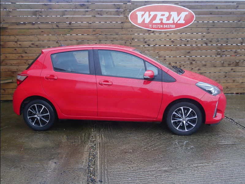 Toyota Yaris 1.5 VVT-i Icon Tech Hatchback 5dr Petrol Manual Euro 6 (111 ps) 5dr Manual 2026