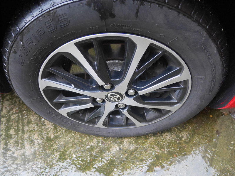 Toyota Yaris 1.5 VVT-i Icon Tech Hatchback 5dr Petrol Manual Euro 6 (111 ps) 5dr Manual 2026