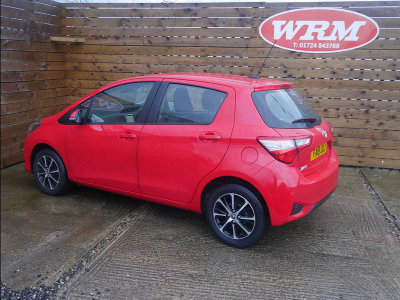 Toyota Yaris 1.5 VVT-i Icon Tech Hatchback 5dr Petrol Manual Euro 6 (111 ps) 5dr Manual 2026