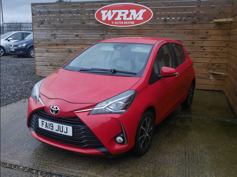 Toyota Yaris 1.5 VVT-i Icon Tech Hatchback 5dr Petrol Manual Euro 6 (111 ps) 5dr Manual 2026