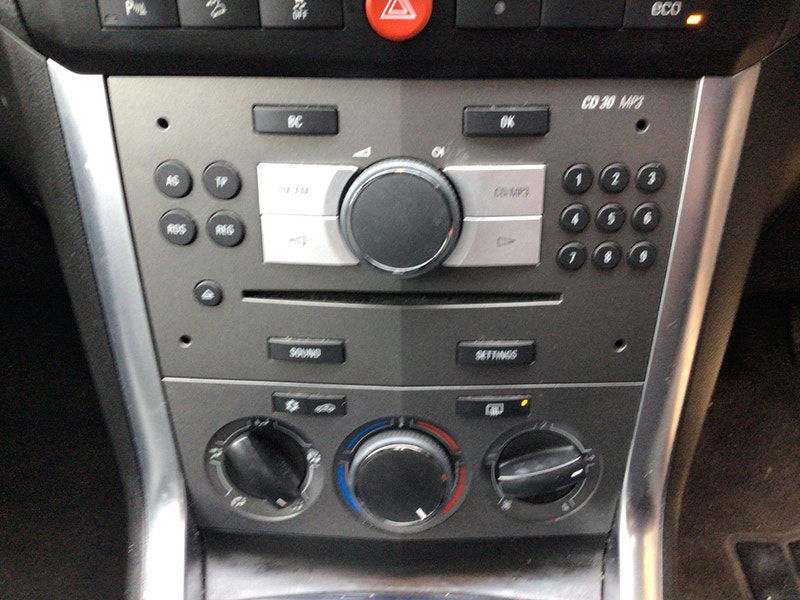 Vauxhall Antara 2.2 CDTi Exclusiv 4WD Euro 5 (s/s) 5dr 5dr Manual 2025