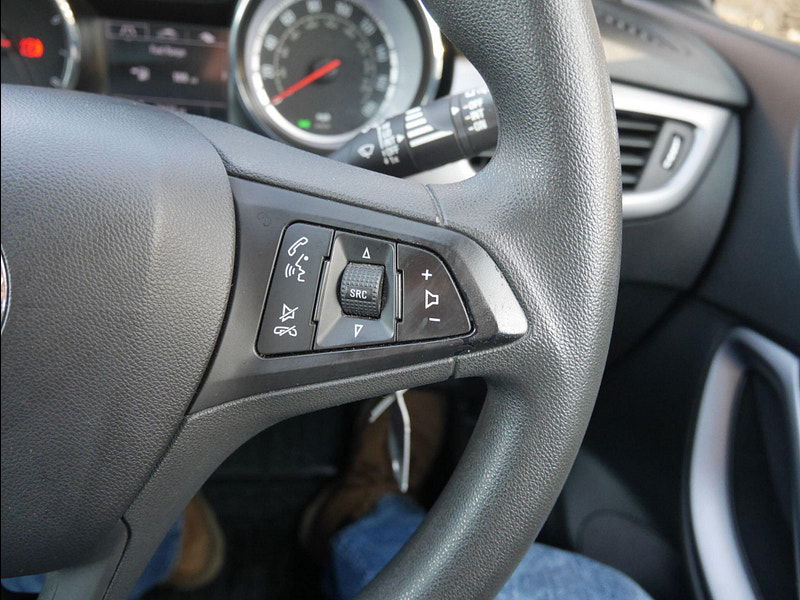 Vauxhall Astra 1.0i Turbo ecoFLEX Design Hatchback 5dr Petrol Manual Euro 6 (s/s) (105 ps) 5dr Manual 2025