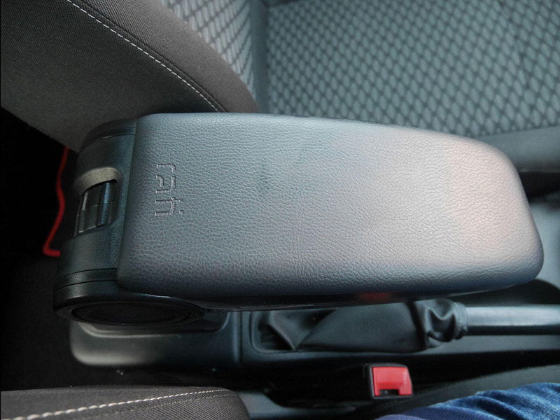 Vauxhall Astra 1.0i Turbo ecoFLEX Design Hatchback 5dr Petrol Manual Euro 6 (s/s) (105 ps) 5dr Manual 2025