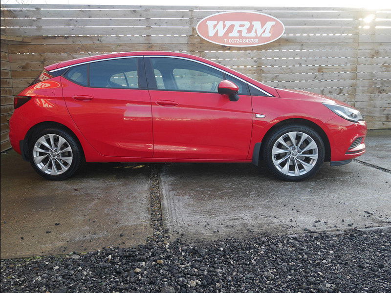 Vauxhall Astra 1.0i Turbo ecoFLEX Design Hatchback 5dr Petrol Manual Euro 6 (s/s) (105 ps) 5dr Manual 2025