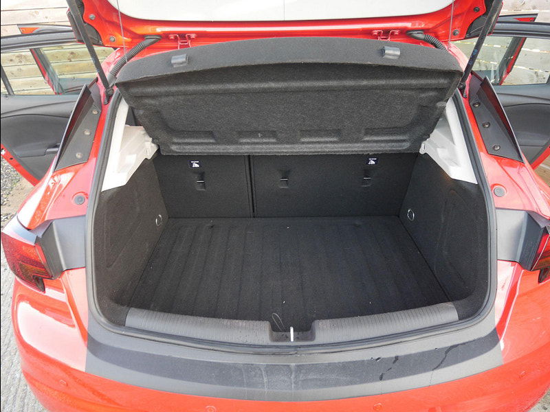 Vauxhall Astra 1.0i Turbo ecoFLEX Design Hatchback 5dr Petrol Manual Euro 6 (s/s) (105 ps) 5dr Manual 2025