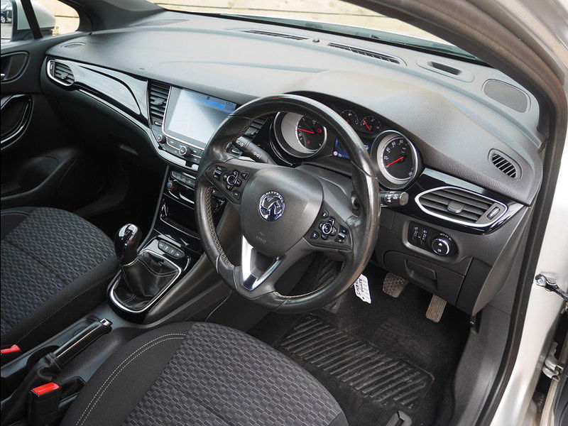Vauxhall Astra 1.0i Turbo ecoFLEX SRi Nav Euro 6 (s/s) 5dr 5dr Manual 2025
