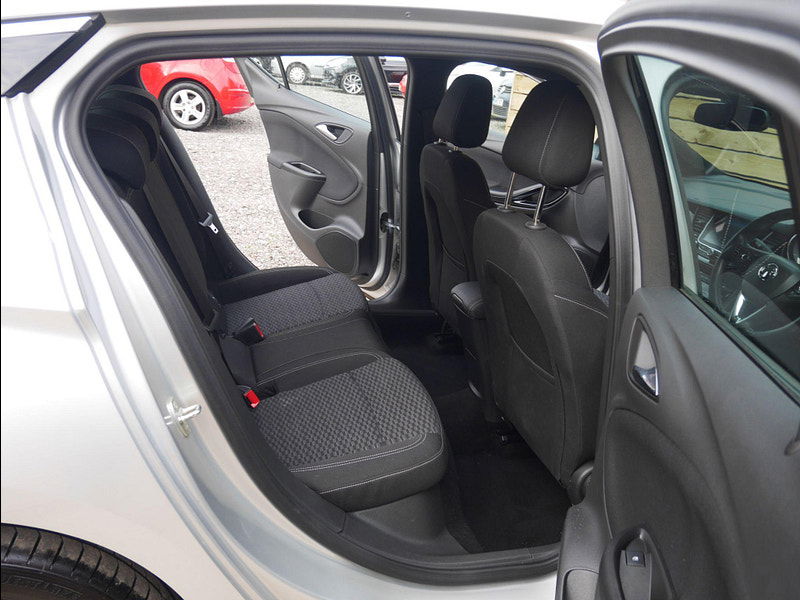 Vauxhall Astra 1.0i Turbo ecoFLEX SRi Nav Euro 6 (s/s) 5dr 5dr Manual 2025