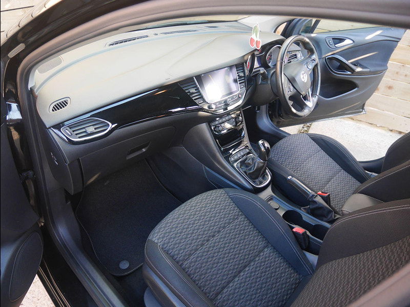 Vauxhall Astra 1.0i Turbo ecoTEC SRi Nav Euro 6 (s/s) 5dr 5dr Manual 2025