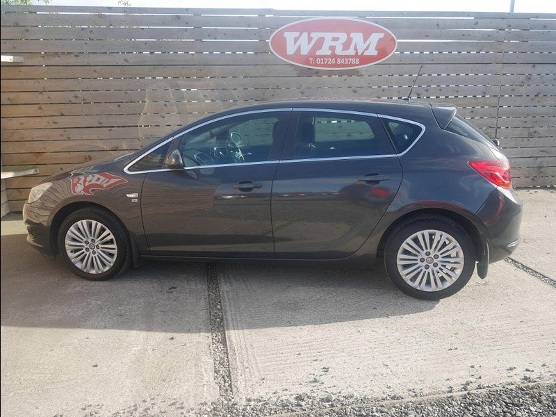 Vauxhall Astra 1.4 16v Excite Hatchback 5dr Petrol Manual Euro 5 (100 ps) 5dr Manual 2026