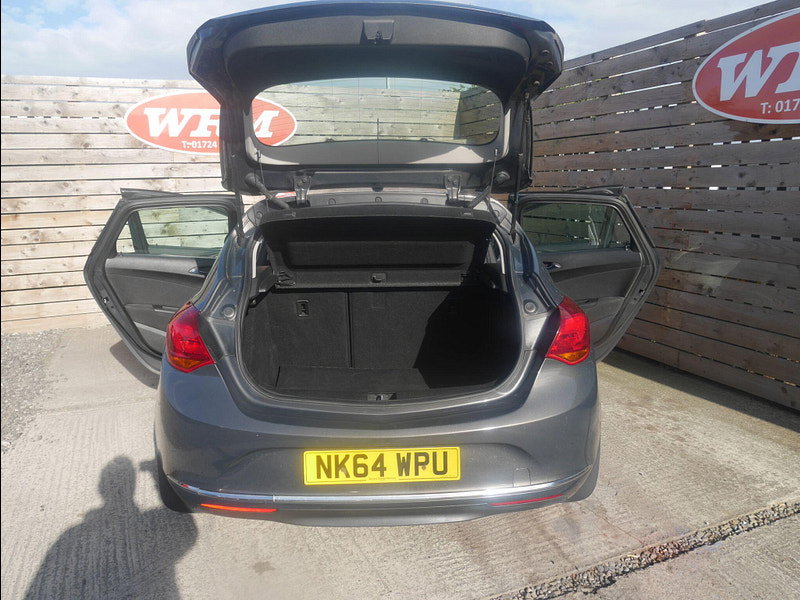 Vauxhall Astra 1.4 16v Excite Hatchback 5dr Petrol Manual Euro 5 (100 ps) 5dr Manual 2026