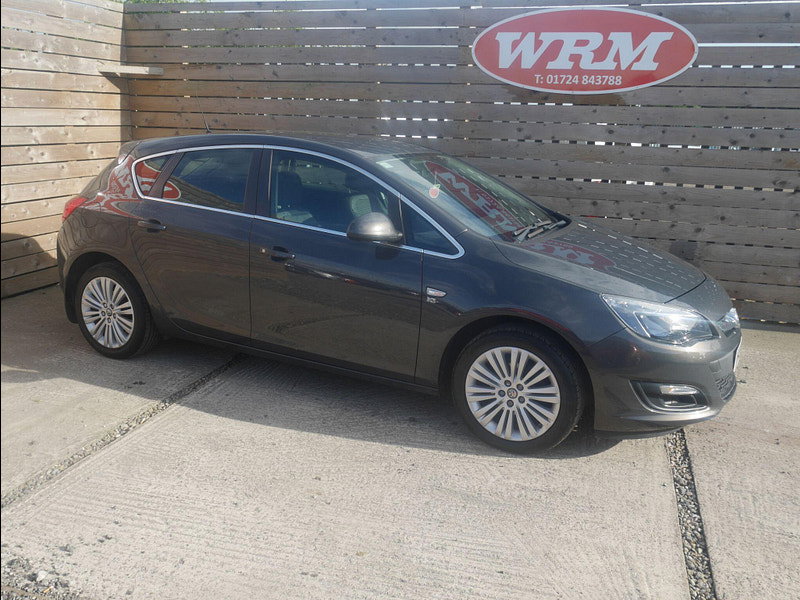 Vauxhall Astra 1.4 16v Excite Hatchback 5dr Petrol Manual Euro 5 (100 ps) 5dr Manual 2026