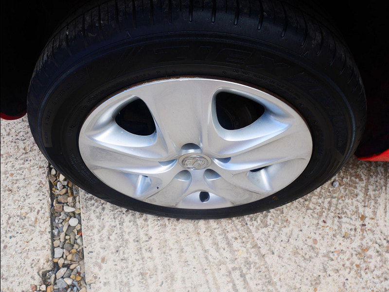 Vauxhall Astra 1.4i 16v Active 5dr 5dr Manual 2025