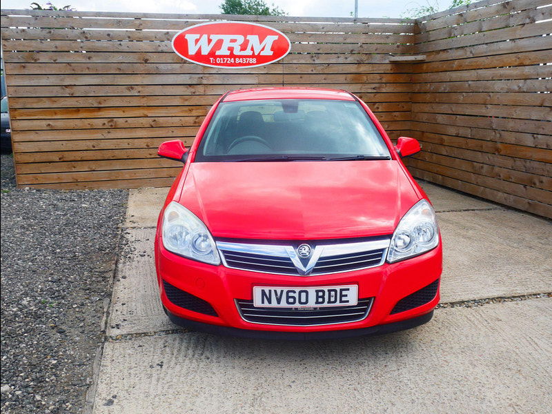 Vauxhall Astra 1.4i 16v Active 5dr 5dr Manual 2025