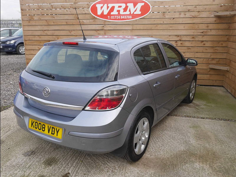 Vauxhall Astra 1.4i 16v Club 5dr 5dr Manual 2024