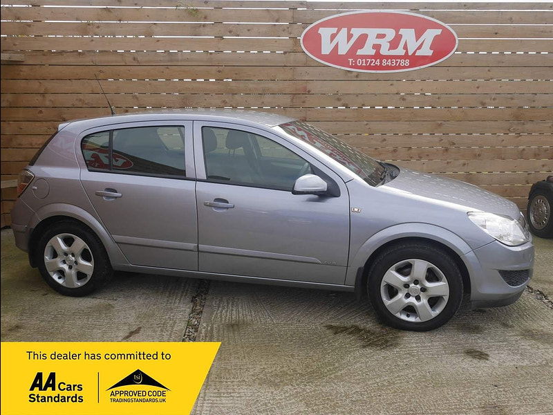 Vauxhall Astra 1.4i 16v Club 5dr 5dr Manual 2024