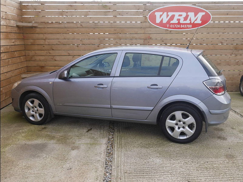 Vauxhall Astra 1.4i 16v Club 5dr 5dr Manual 2024