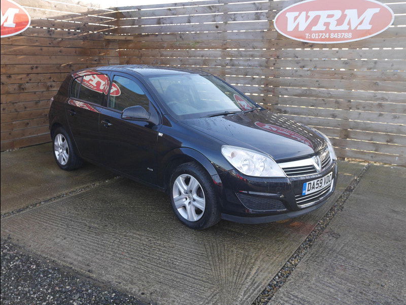 Vauxhall Astra 1.4i 16v Club Hatchback 5dr Petrol Manual (146 g/km, 89 bhp) 5dr Manual 2026