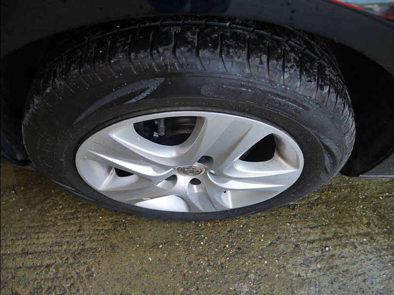 Vauxhall Astra 1.4i 16v Club Hatchback 5dr Petrol Manual (146 g/km, 89 bhp) 5dr Manual 2026