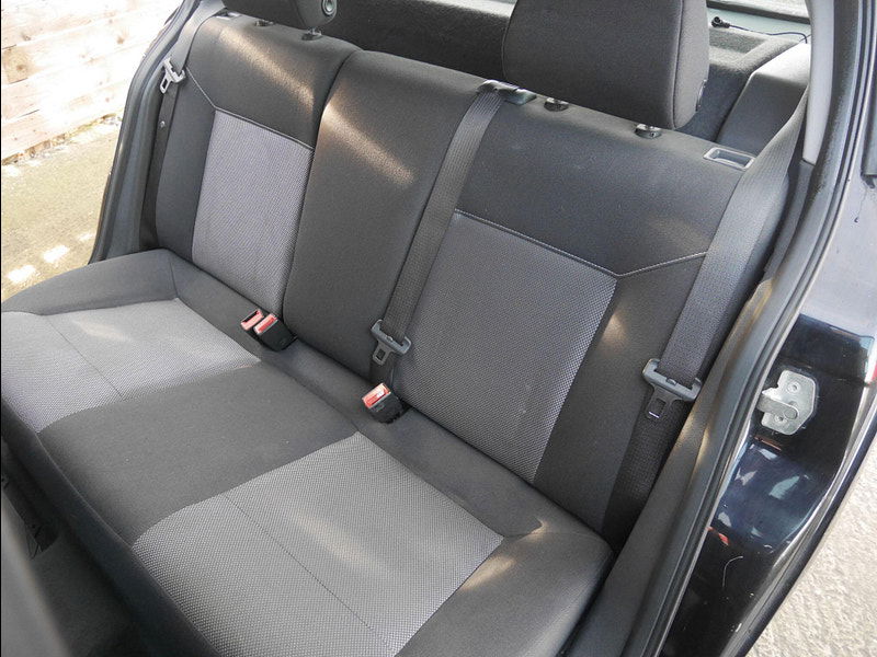 Vauxhall Astra 1.4i 16v Club Hatchback 5dr Petrol Manual (146 g/km, 89 bhp) 5dr Manual 2026