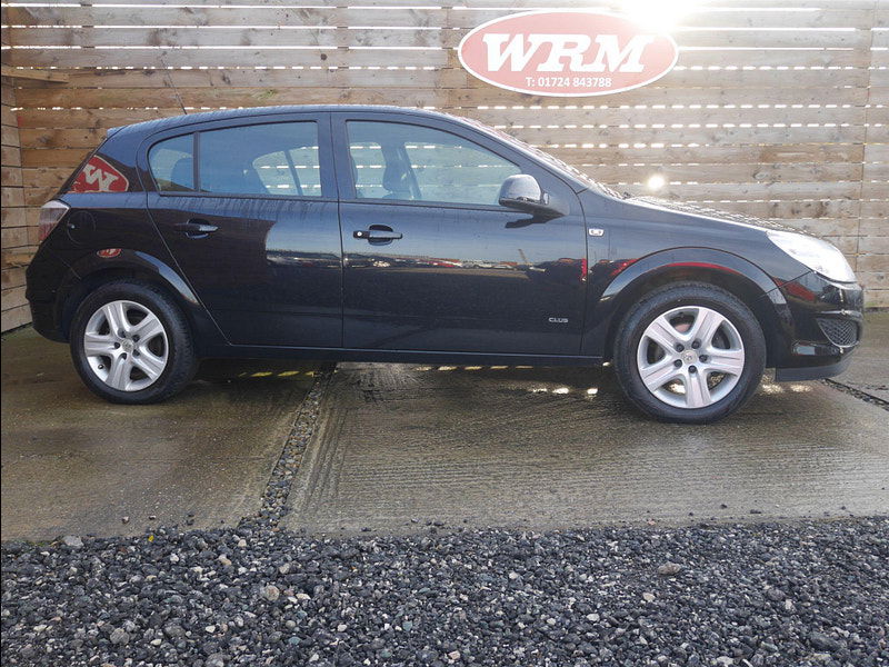 Vauxhall Astra 1.4i 16v Club Hatchback 5dr Petrol Manual (146 g/km, 89 bhp) 5dr Manual 2026