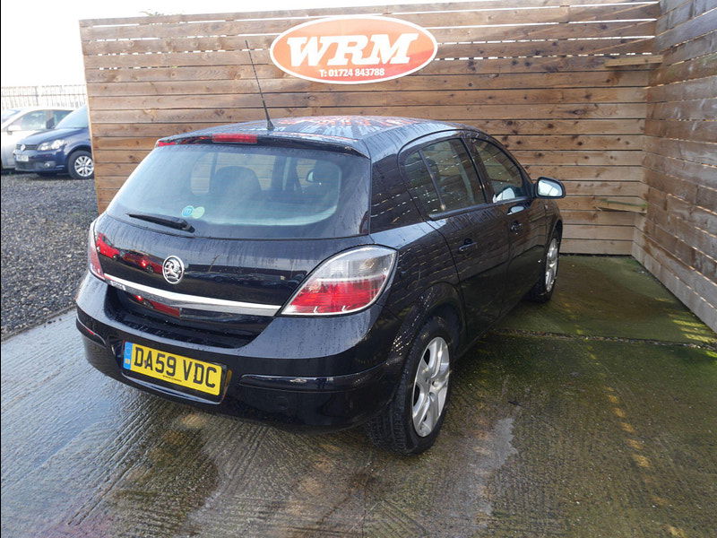 Vauxhall Astra 1.4i 16v Club Hatchback 5dr Petrol Manual (146 g/km, 89 bhp) 5dr Manual 2026