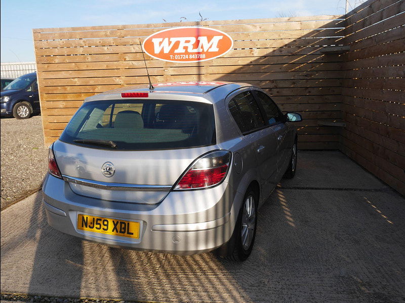 Vauxhall Astra 1.4i 16v SXi 5dr 5dr Manual 2025