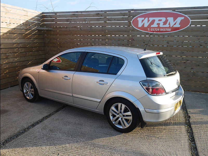 Vauxhall Astra 1.4i 16v SXi 5dr 5dr Manual 2025