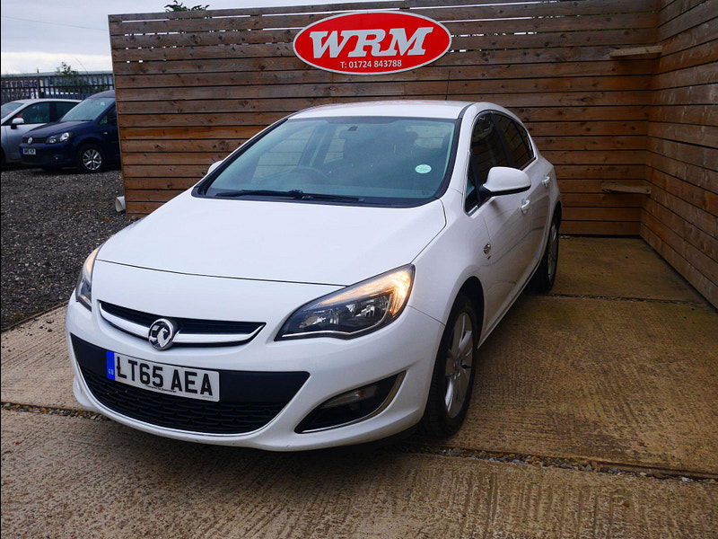 Vauxhall Astra 1.4i SRi Hatchback 5dr Petrol Manual Euro 6 (100 ps) 5dr Manual 2025