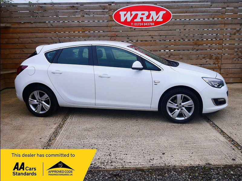 Vauxhall Astra 1.4i SRi Hatchback 5dr Petrol Manual Euro 6 (100 ps) 5dr Manual 2025