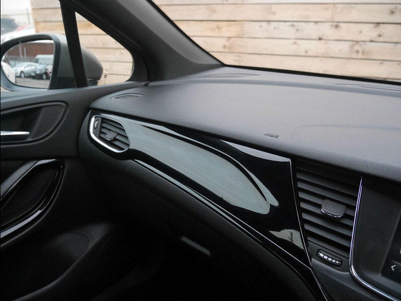 Vauxhall Astra 1.4i Turbo SRi Hatchback 5dr Petrol Manual Euro 6 (150 ps) 5dr Manual 2025