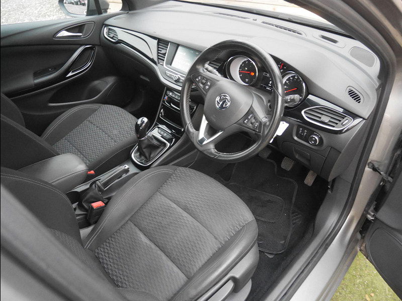 Vauxhall Astra 1.4i Turbo SRi Hatchback 5dr Petrol Manual Euro 6 (150 ps) 5dr Manual 2025