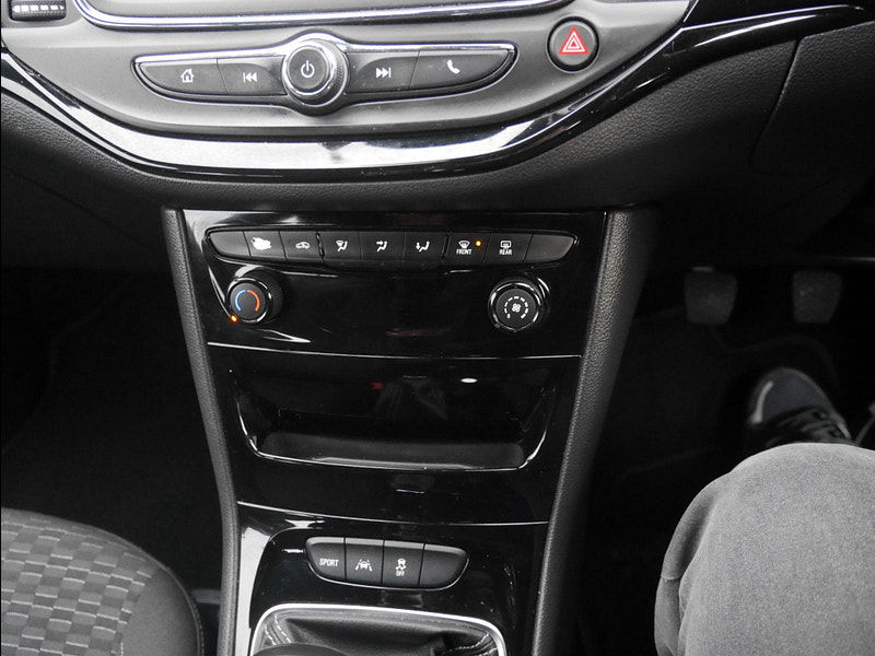 Vauxhall Astra 1.4i Turbo SRi Hatchback 5dr Petrol Manual Euro 6 (150 ps) 5dr Manual 2025