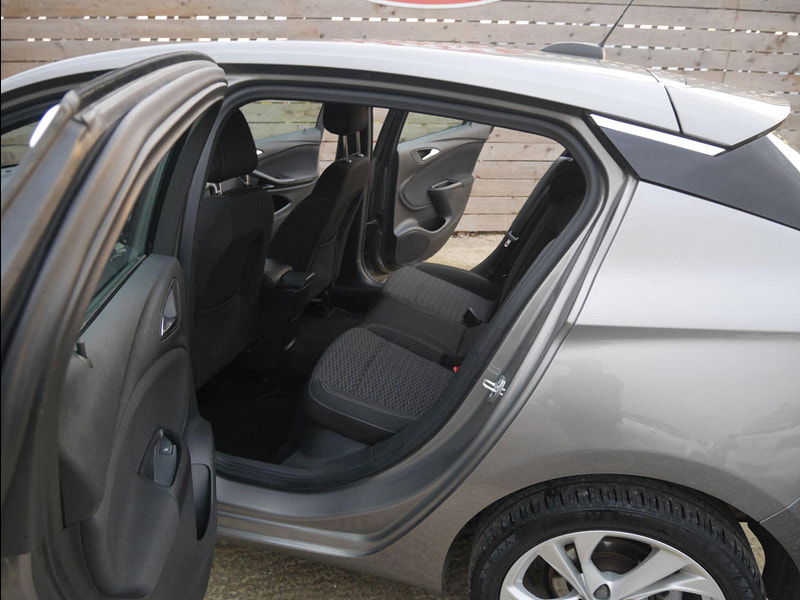 Vauxhall Astra 1.4i Turbo SRi Hatchback 5dr Petrol Manual Euro 6 (150 ps) 5dr Manual 2025