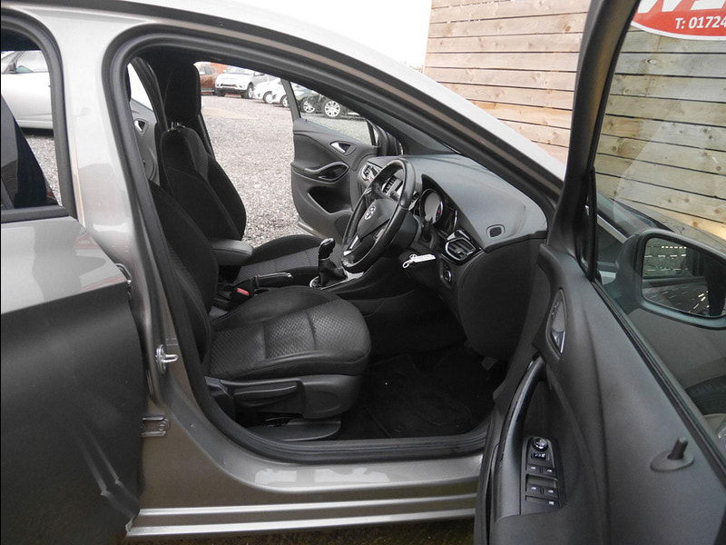 Vauxhall Astra 1.4i Turbo SRi Hatchback 5dr Petrol Manual Euro 6 (150 ps) 5dr Manual 2025