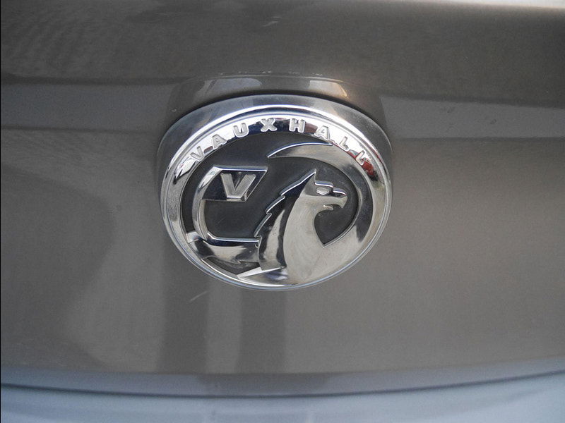 Vauxhall Astra 1.4i Turbo SRi Hatchback 5dr Petrol Manual Euro 6 (150 ps) 5dr Manual 2025