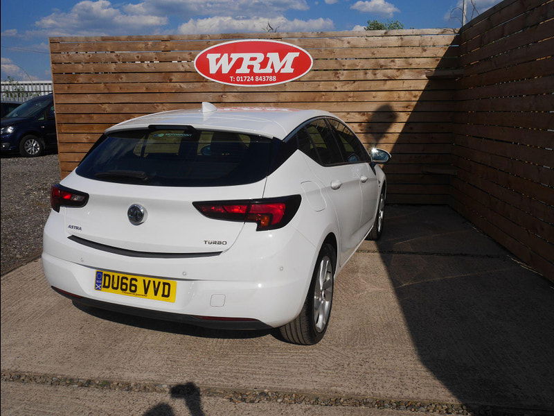 Vauxhall Astra 1.4i Turbo SRi Nav Auto Euro 6 (s/s) 5dr 5dr Automatic 2025